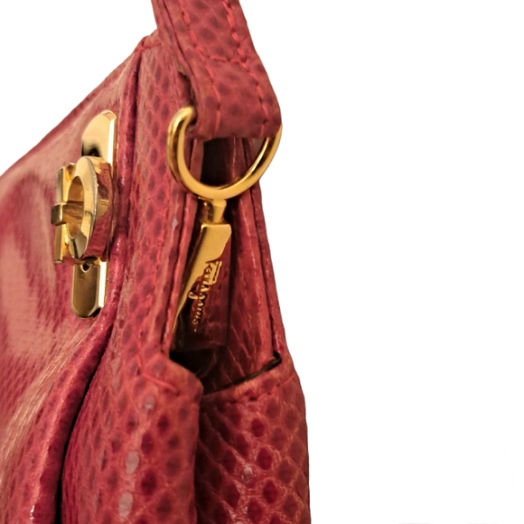 Vintage Salvatore Ferragamo Snakeskin Red Crossbody Bag - Picture 4 of 13